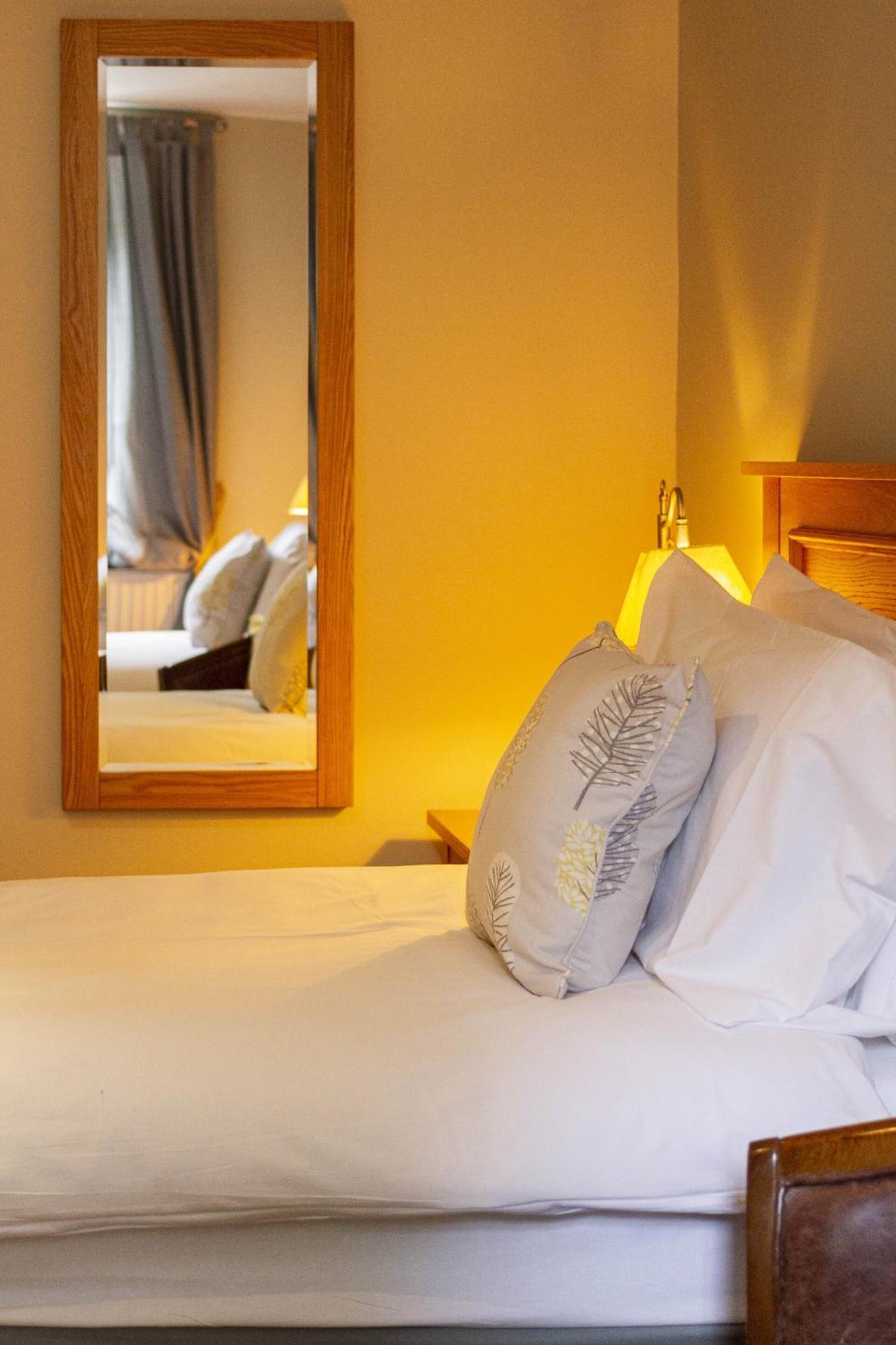 The Sea Trout Inn Totnes Zewnętrze zdjęcie
